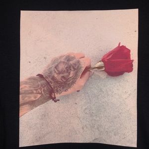 Jesus and Rose Shirt🌹